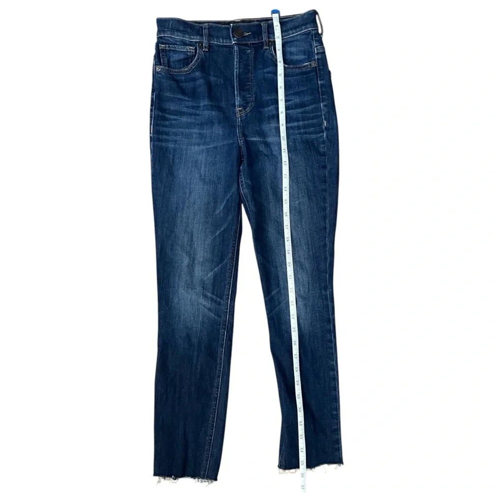 Express Woman’s Blue Ankle Cropped Jeans with Raw Hem Sz.0‎